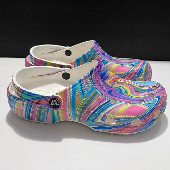 Women’s Classic CROCS -Tie-Dye - Picture 1 of 8